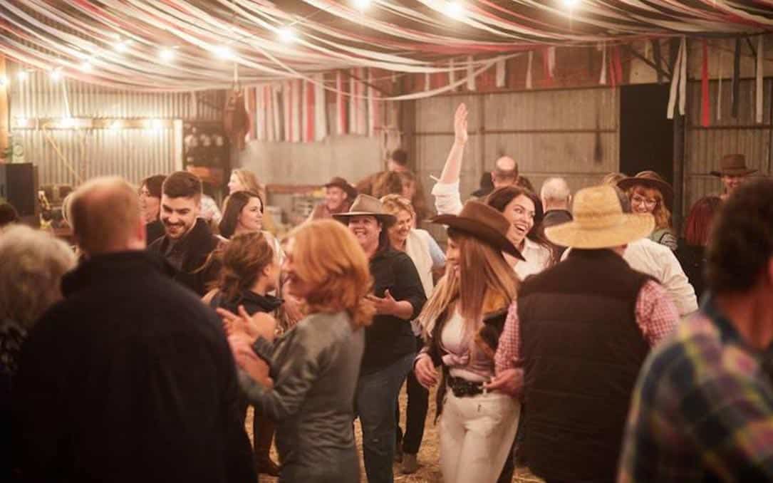 HonkyTonk Team Building Pinnacle Team Events