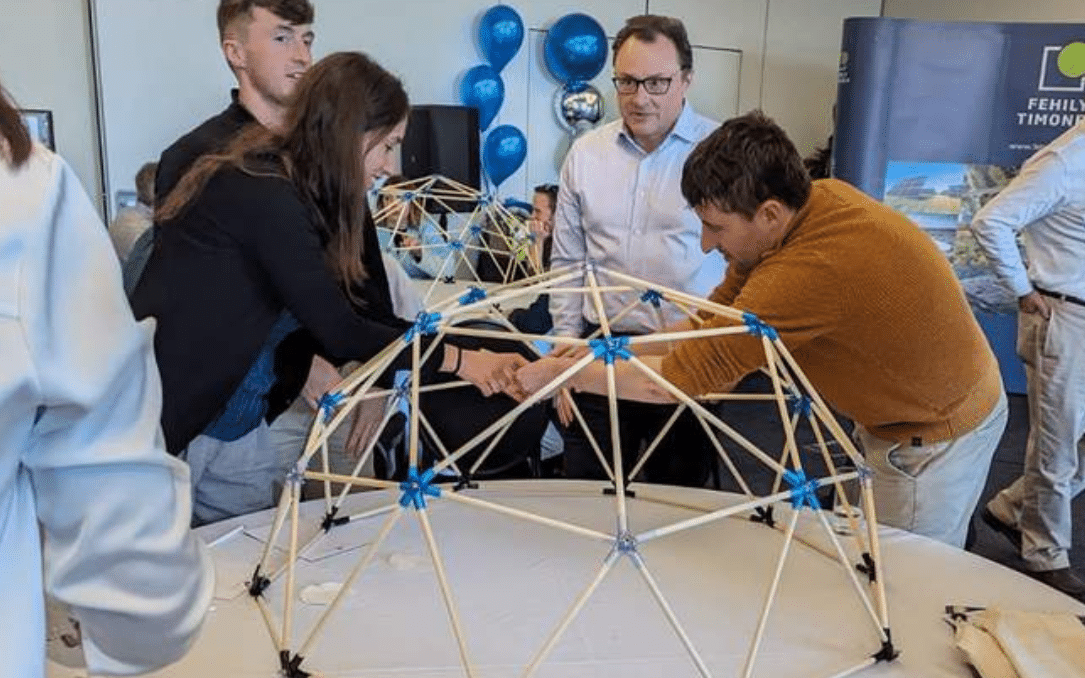 DomeWorks Indoor Teambuilding