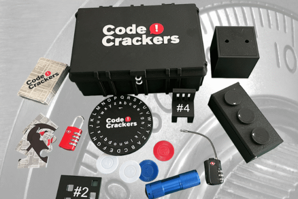 Code-Crackers_Indoor_Team-building_hero-image Code-Crackers_Indoor_Team-building_hero-image